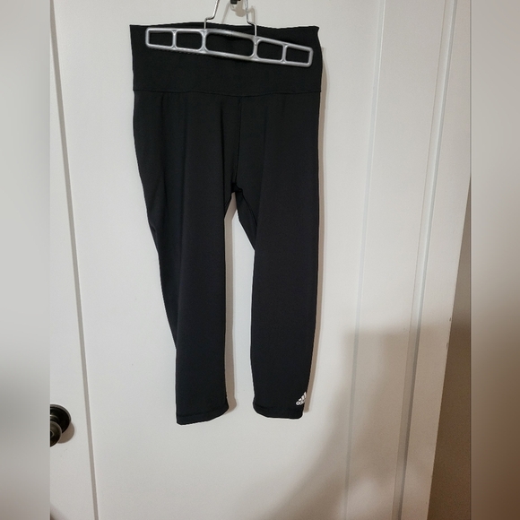 Adidas Capris Leggings, size junior medium (24) - Picture 2 of 5